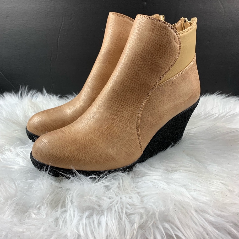 SECRET CELEBRITY SIZE 8.5